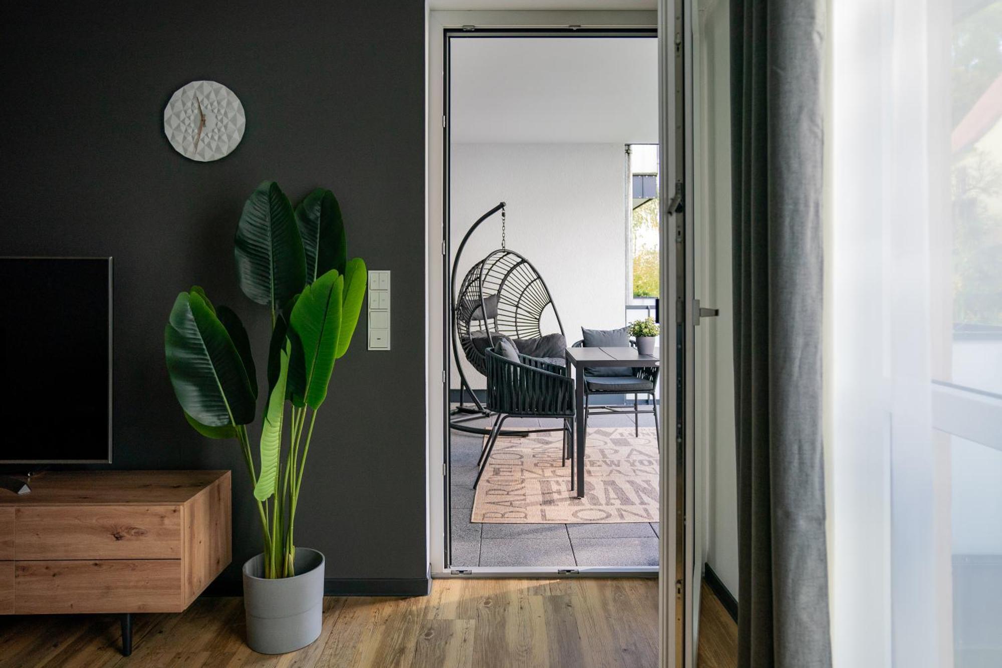 Reitz - Apartment I Zentrale Lage I Stellplatz I 55Qm I 2 Zimmer I Kueche I Bad I Terrasse Бад Херсфелд Екстериор снимка